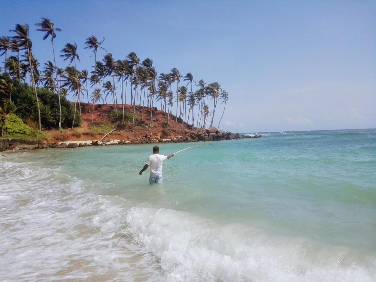 Pearl Deluna Resort Mirissa Esterno foto